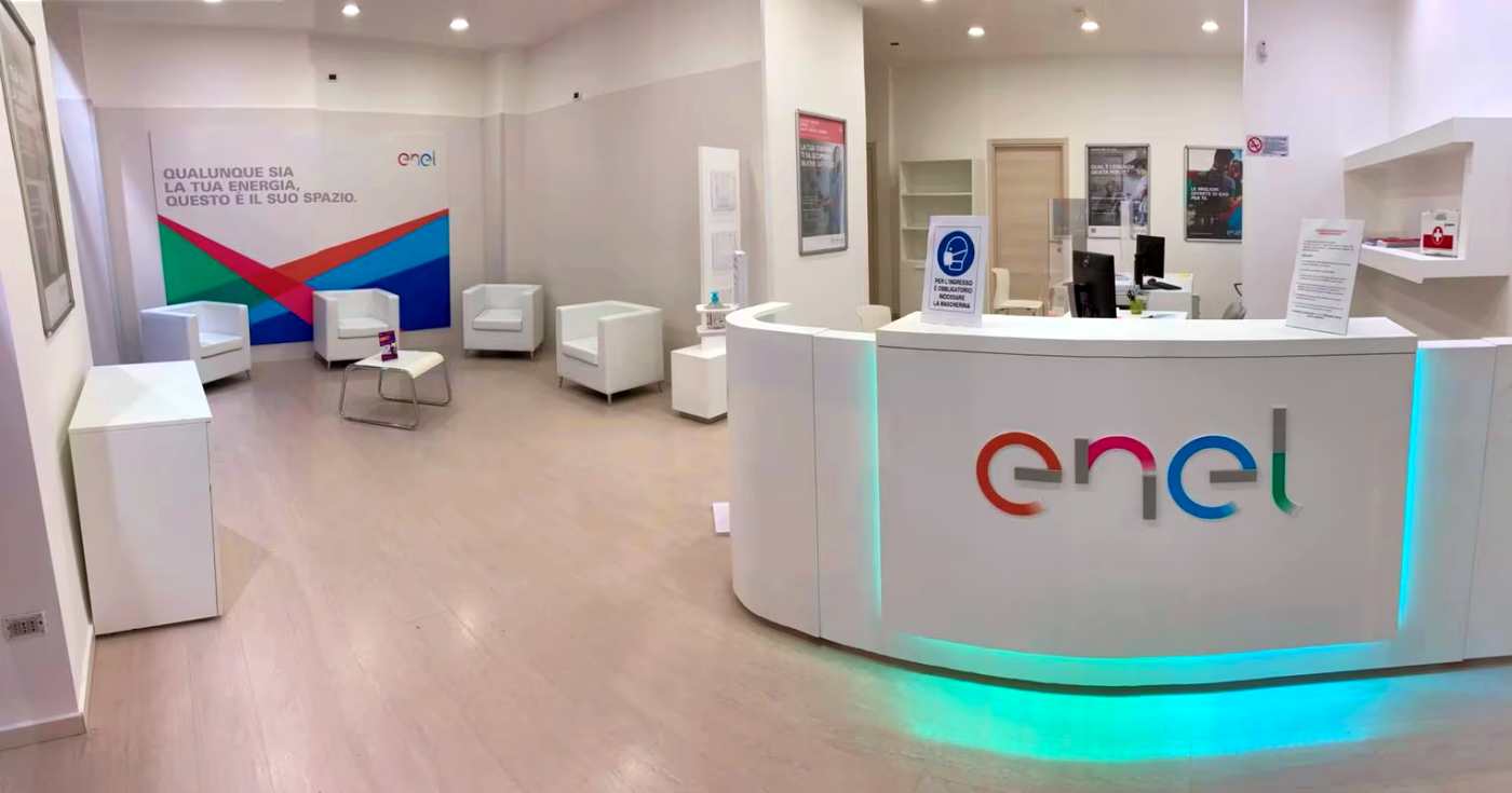 Un punto vendita Spazio Enel (repertorio)